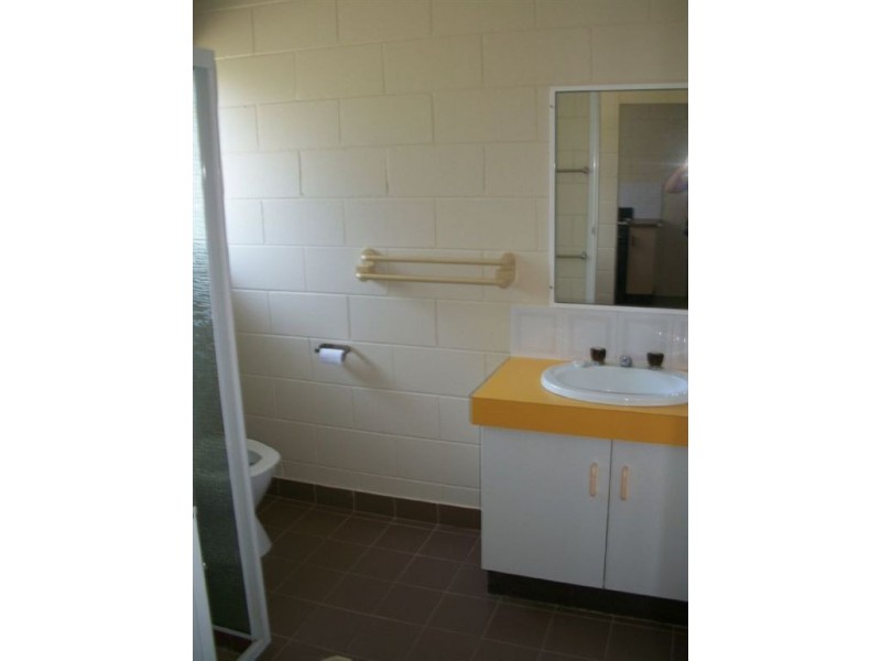 5/10 Johnstone Road, Southside QLD 4570