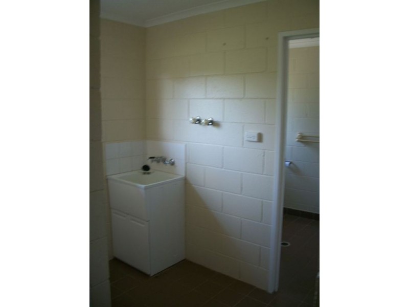 5/10 Johnstone Road, Southside QLD 4570