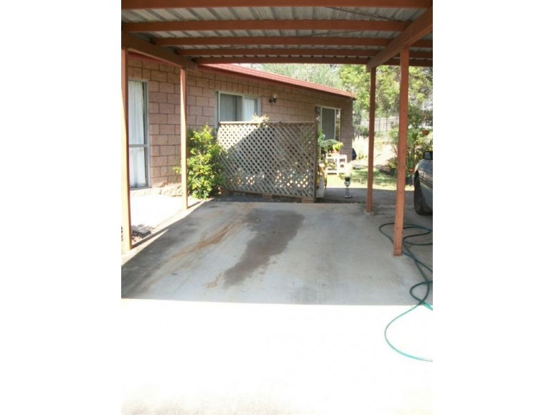 5/10 Johnstone Road, Southside QLD 4570