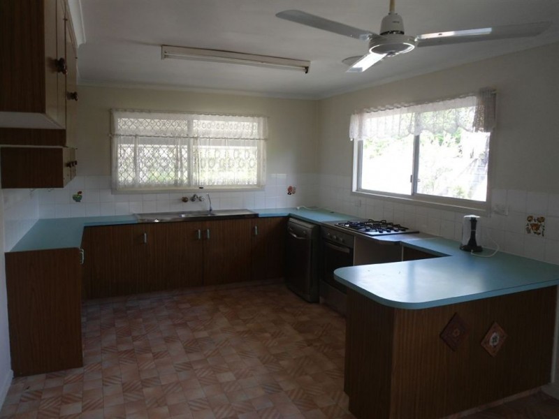 35 Sorensen Road, Southside QLD 4570