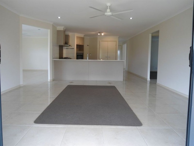 62 Taylor Road, Veteran QLD 4570