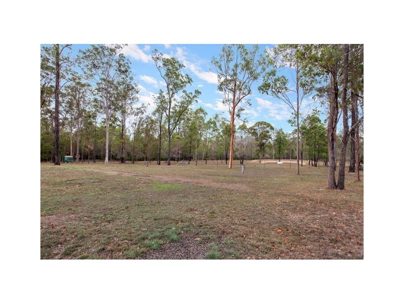 87 Dan Meurant Drive, Curra QLD 4570