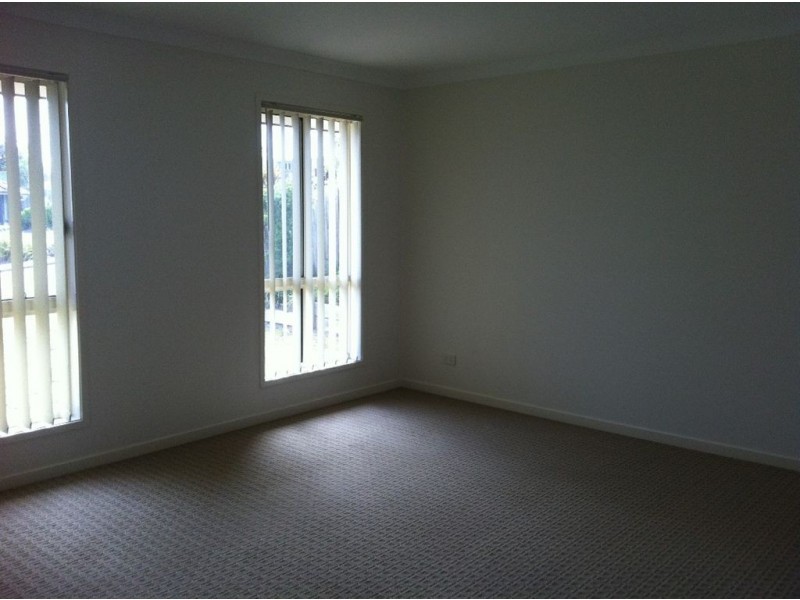 21 Premier Ave, Jones Hill QLD 4570