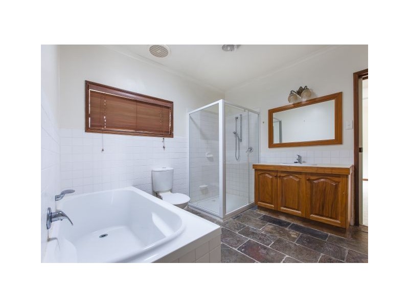 2 Knobby Glen Road, Kandanga QLD 4570