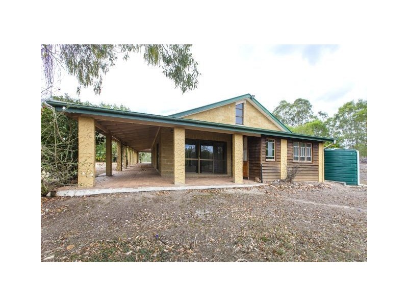 2 Knobby Glen Road, Kandanga QLD 4570