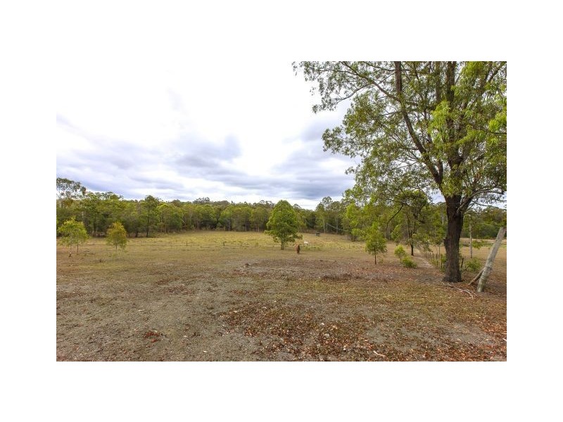 2 Knobby Glen Road, Kandanga QLD 4570