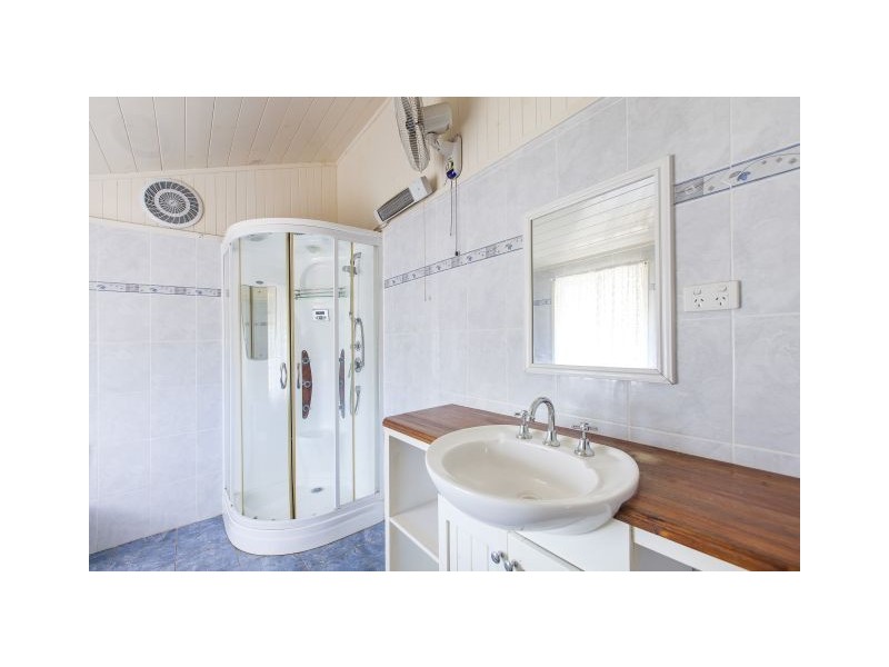 42 Jubilee Road, Carters Ridge QLD 4563