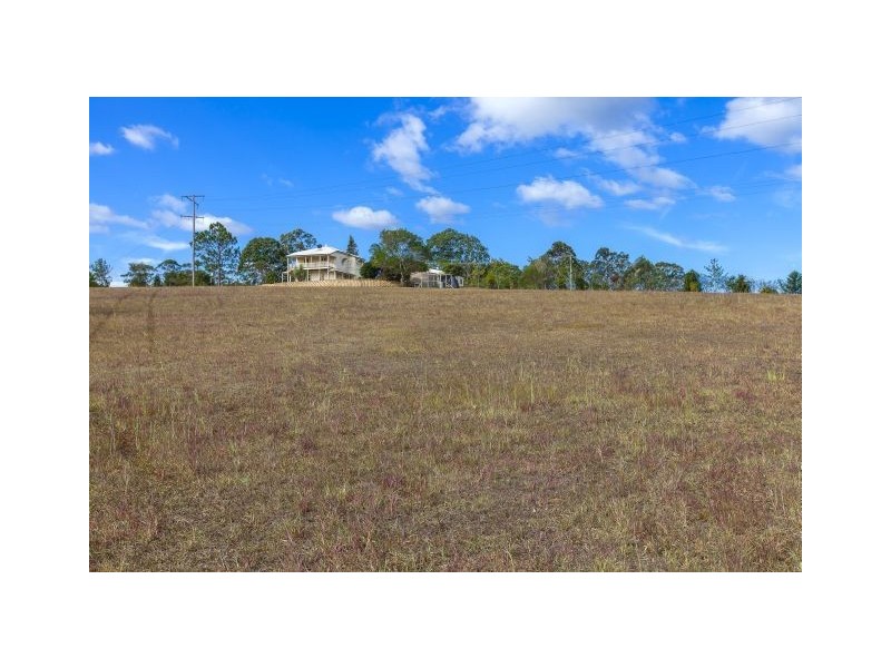 42 Jubilee Road, Carters Ridge QLD 4563
