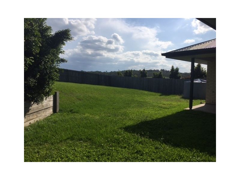 23 Premier Ave, Jones Hill QLD 4570