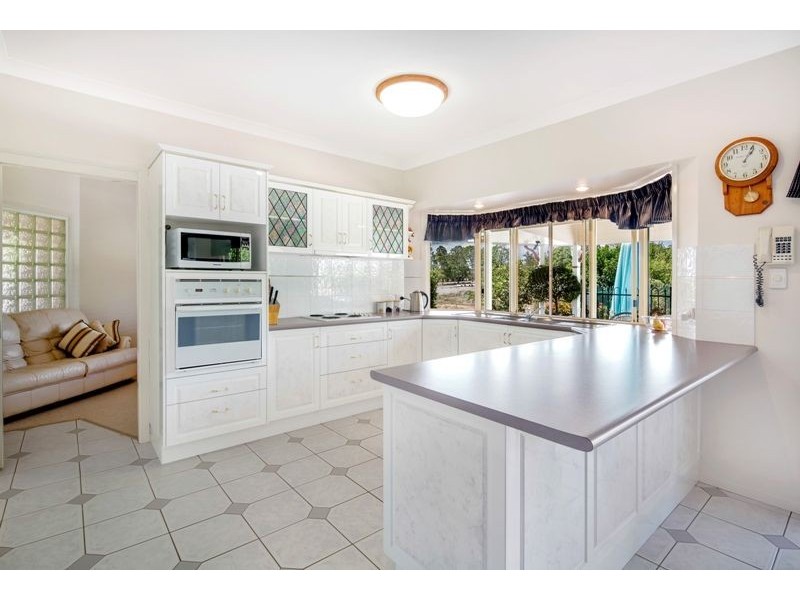 4 City View Drive, The Dawn QLD 4570