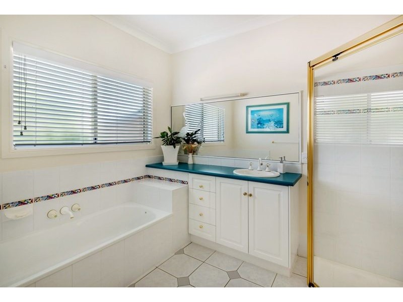 4 City View Drive, The Dawn QLD 4570