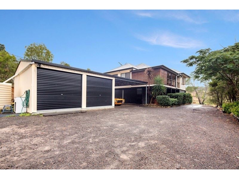 4 Wacal Road, Mothar Mountain QLD 4570