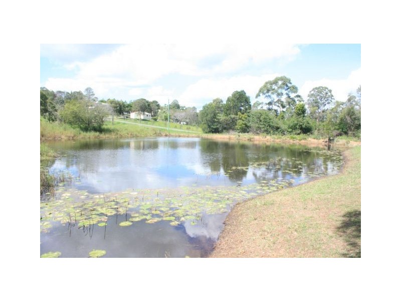 4 Wacal Road, Mothar Mountain QLD 4570