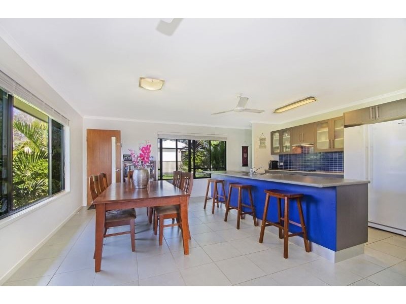 30 Hilltop Avenue, Southside QLD 4570