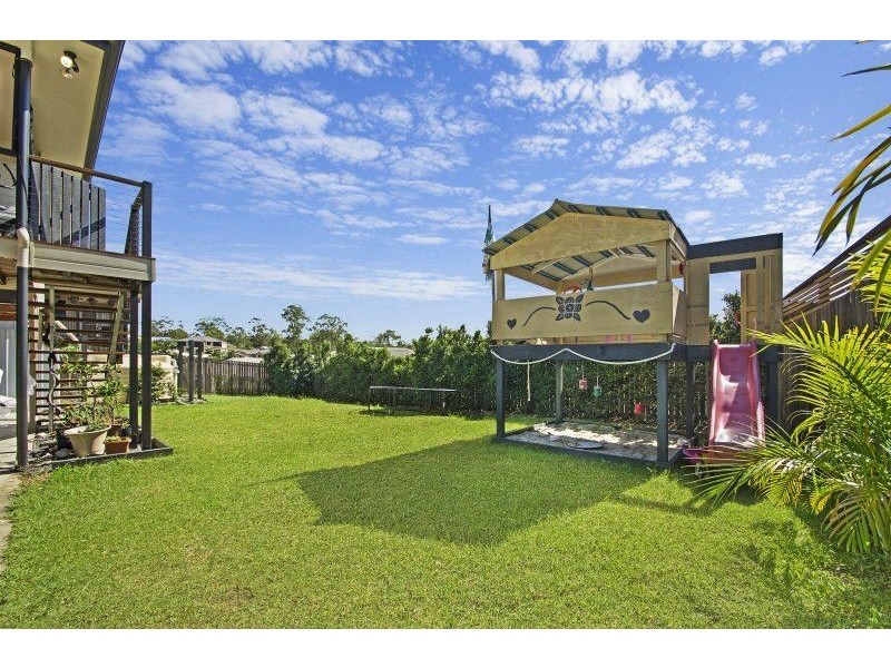 30 Hilltop Avenue, Southside QLD 4570