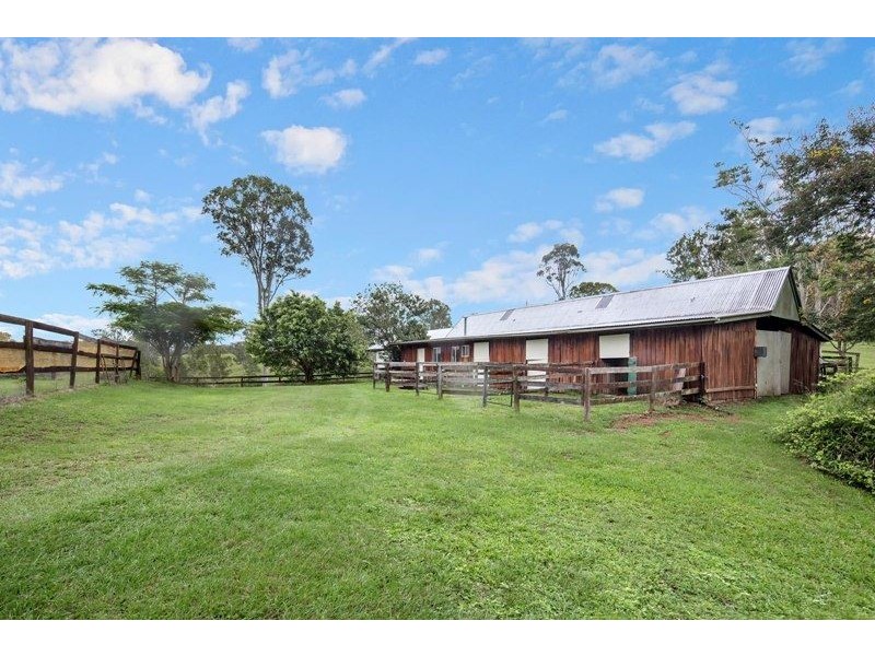 181 Kiaka Road, Lagoon Pocket QLD 4570