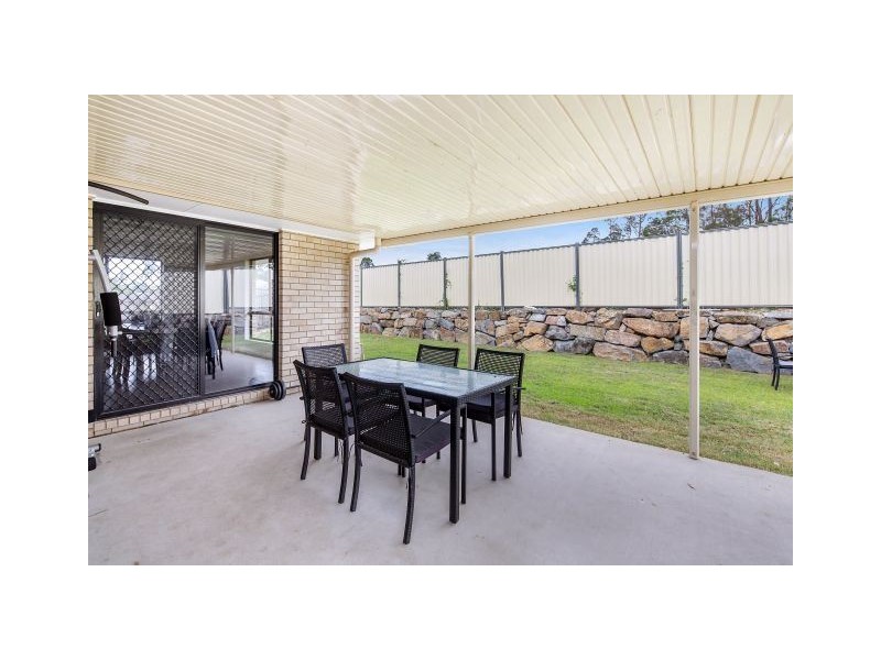 68 Furness Road, Southside QLD 4570