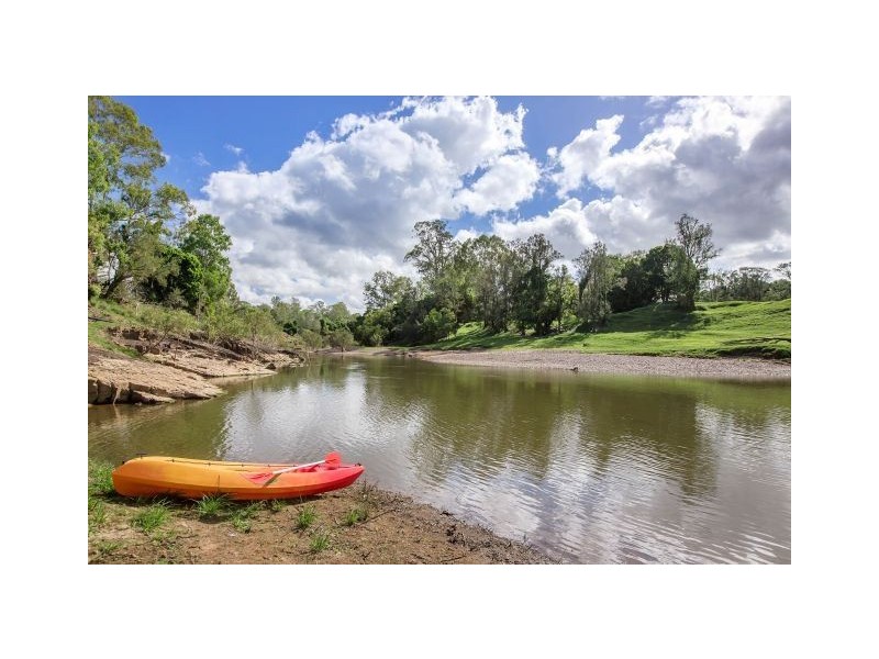 300 Sexton Road, Sexton QLD 4570