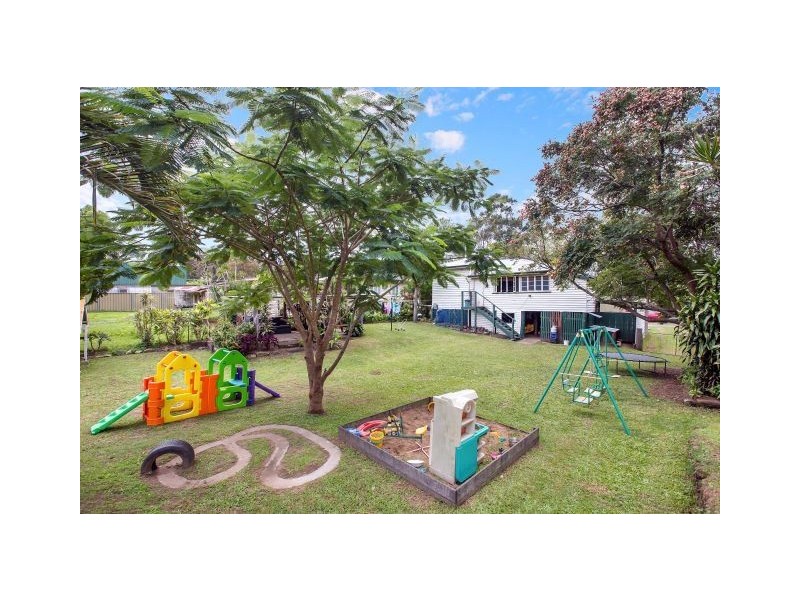 6 Edward Street, Imbil QLD 4570