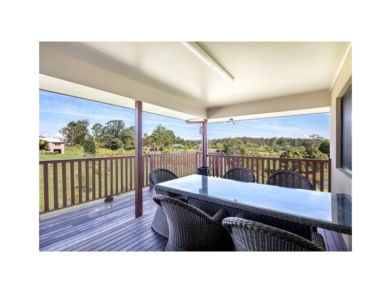 11 Preston Lane, Veteran QLD 4570