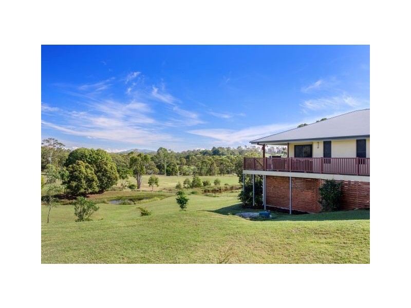 11 Preston Lane, Veteran QLD 4570