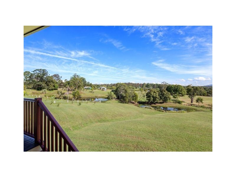 11 Preston Lane, Veteran QLD 4570