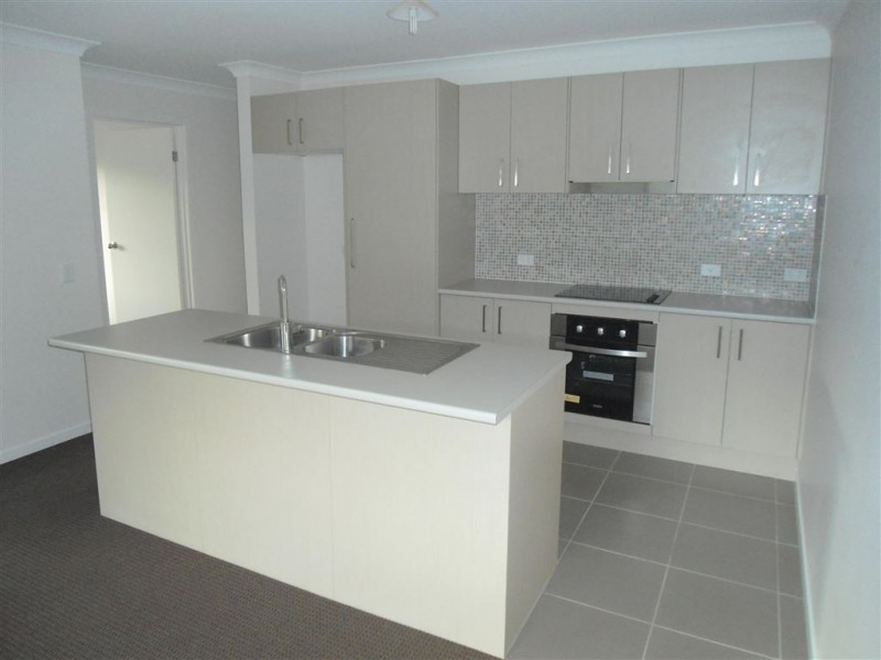 11 Judicial Circuit, Jones Hill QLD 4570