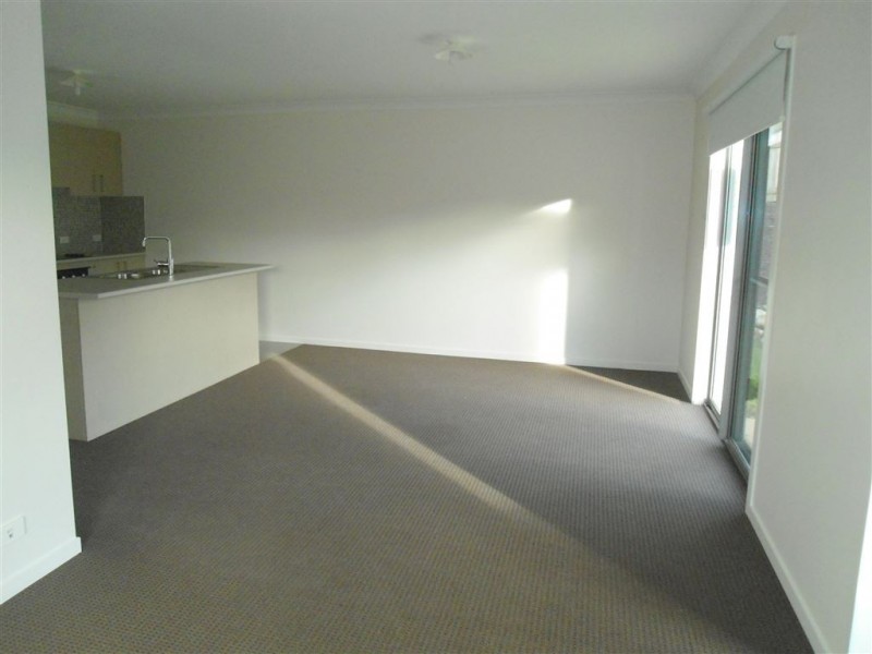 11 Judicial Circuit, Jones Hill QLD 4570