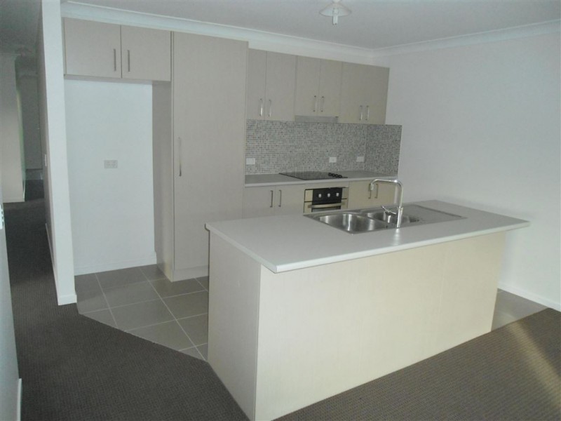 11 Judicial Circuit, Jones Hill QLD 4570