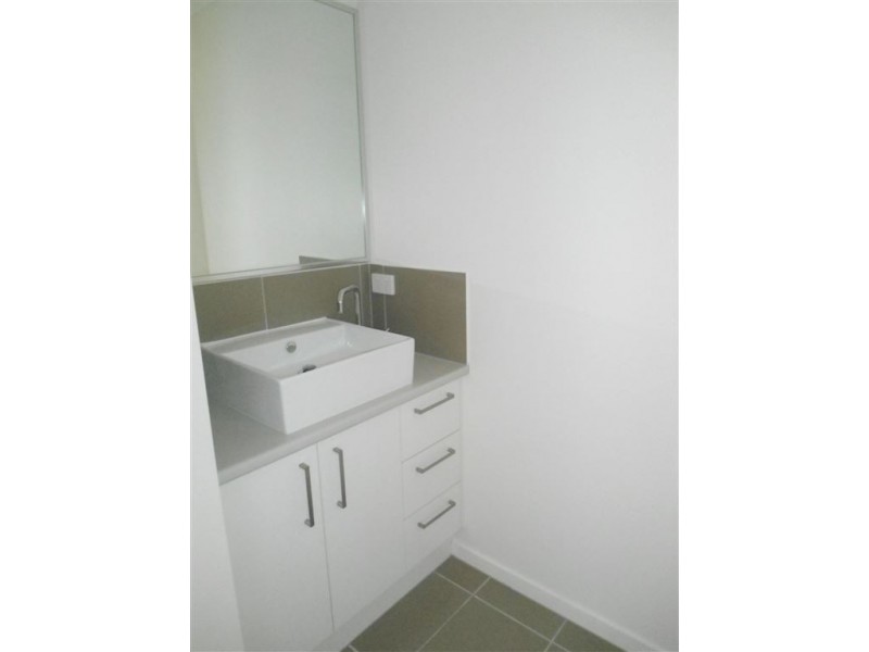 11 Judicial Circuit, Jones Hill QLD 4570