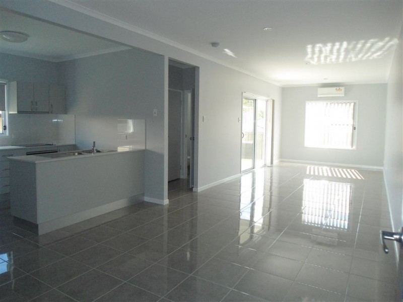 1/6 Outlook Close, Gympie QLD 4570