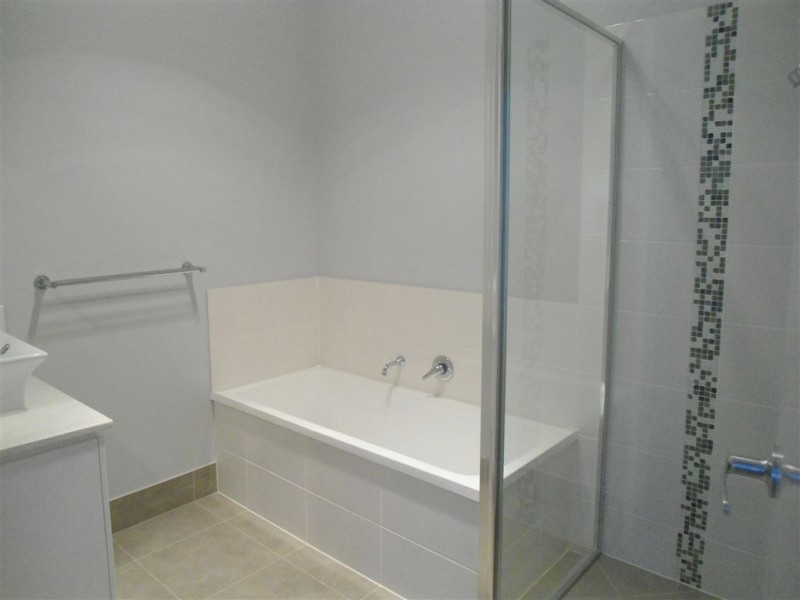 1/6 Outlook Close, Gympie QLD 4570