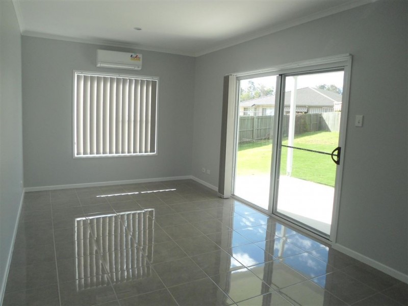 2/6 Outlook Close, Gympie QLD 4570