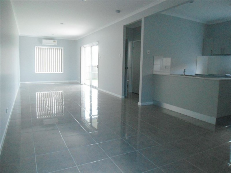 2/6 Outlook Close, Gympie QLD 4570