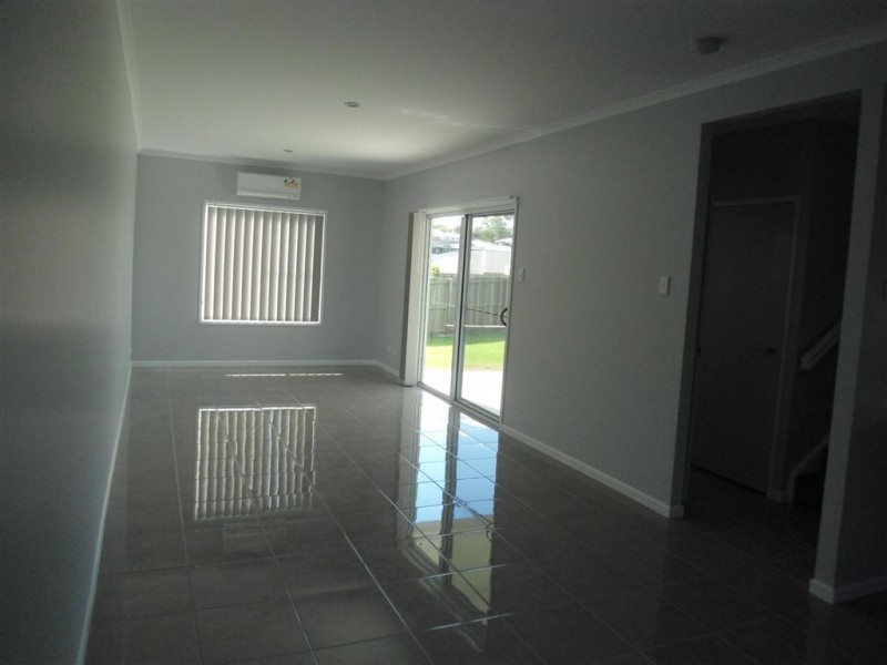 2/6 Outlook Close, Gympie QLD 4570