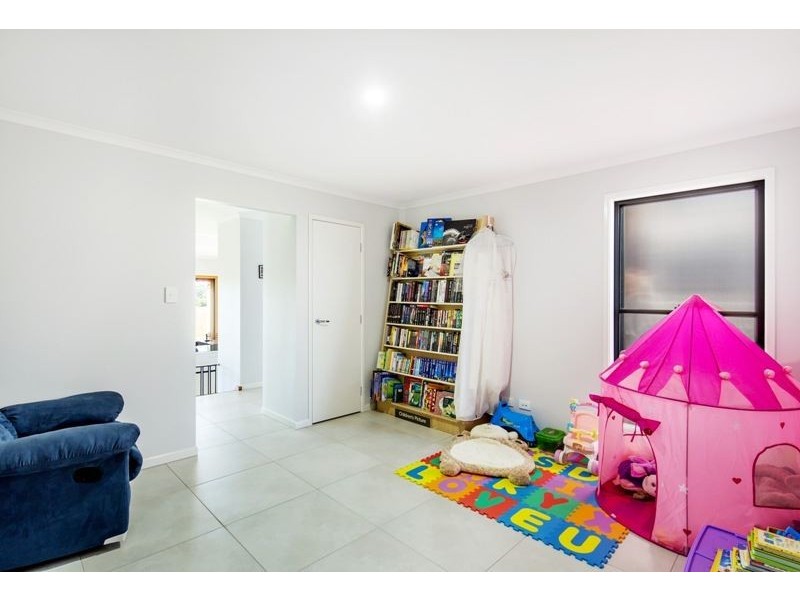 90 Blue Gum Road, Pie Creek QLD 4570