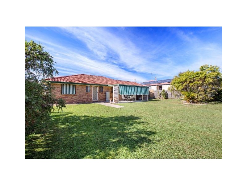 3 Castlereagh Court, Southside QLD 4570