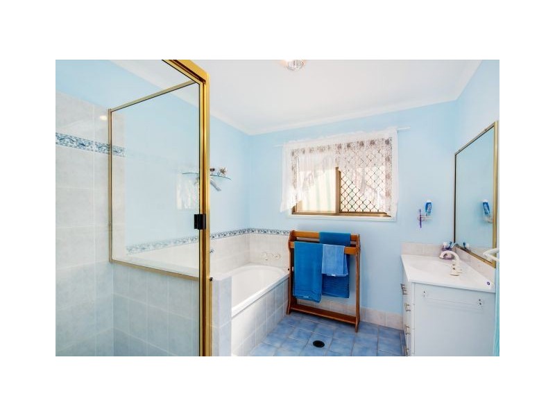 3 Castlereagh Court, Southside QLD 4570