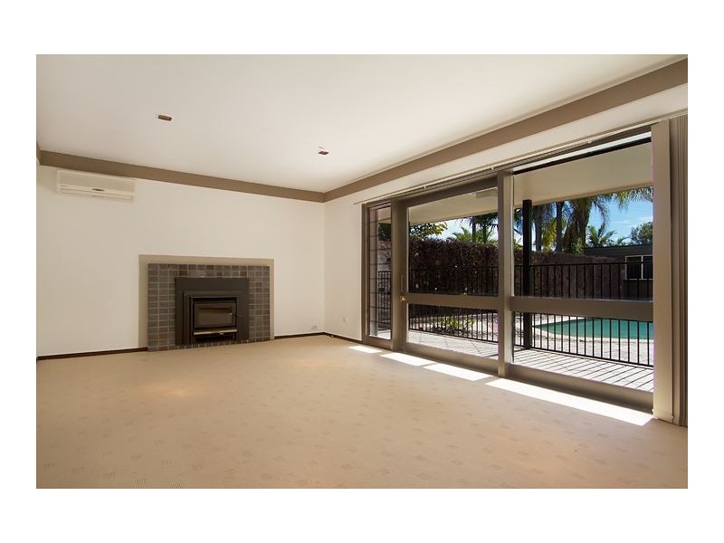 32 Sorensen Road, Southside QLD 4570