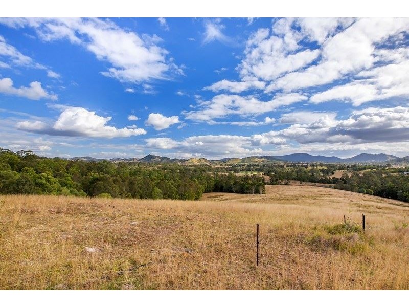 22 Kernke Road, Mcintosh Creek QLD 4570