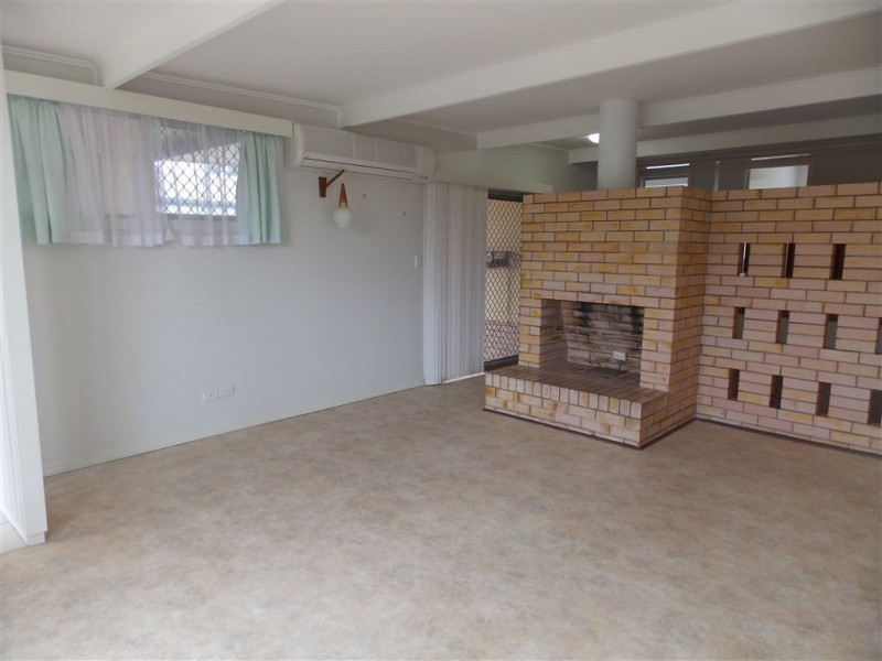 8 Beresford Crescent, Gympie QLD 4570