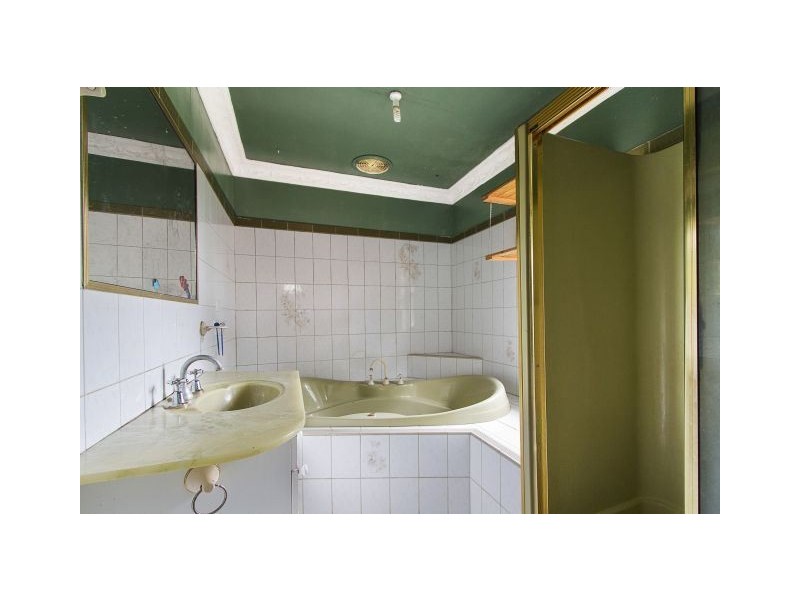 685 Coles Creek Road, Cooran QLD 4569