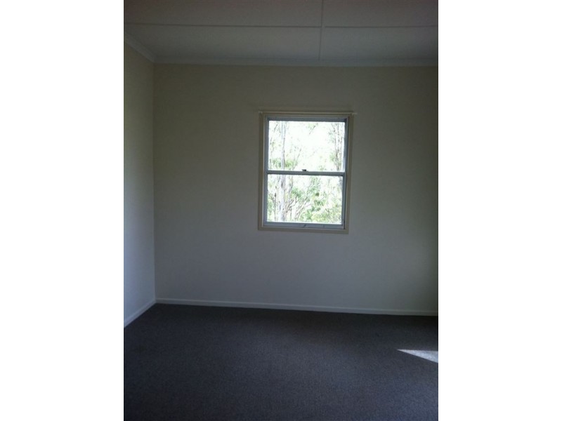 25 Mountain View Road, Traveston QLD 4570