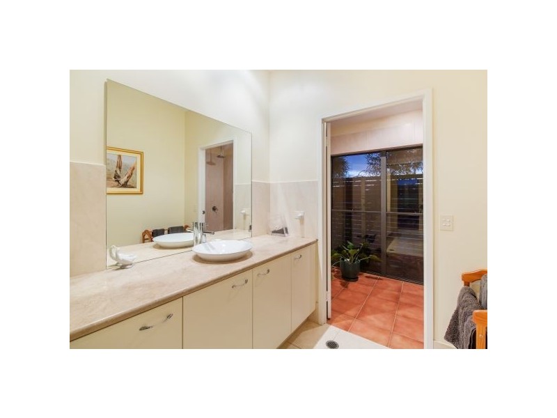 63 Perkins Road, Jones Hill QLD 4570