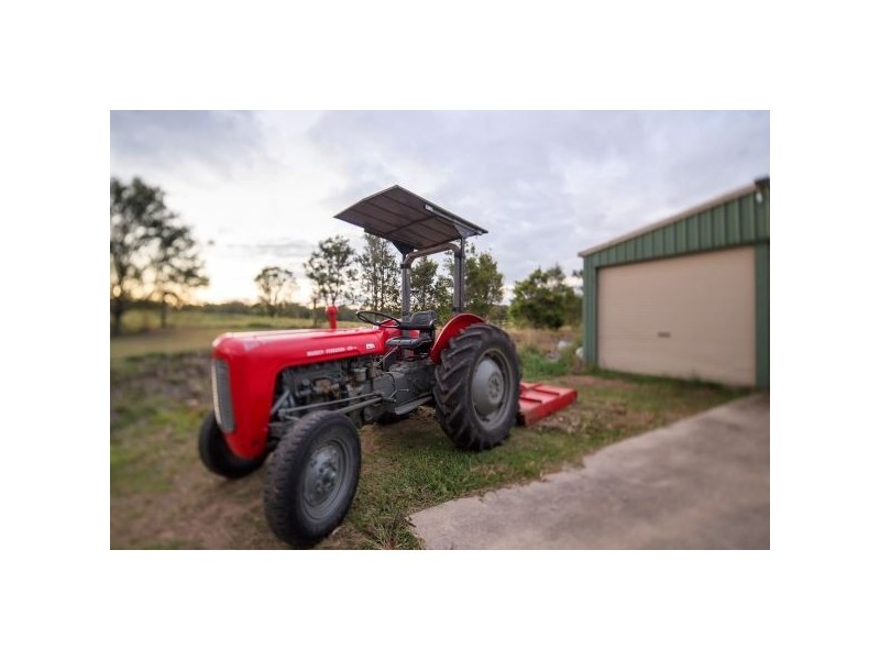 63 Perkins Road, Jones Hill QLD 4570