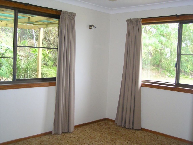 25 Sorensen Road, Southside QLD 4570