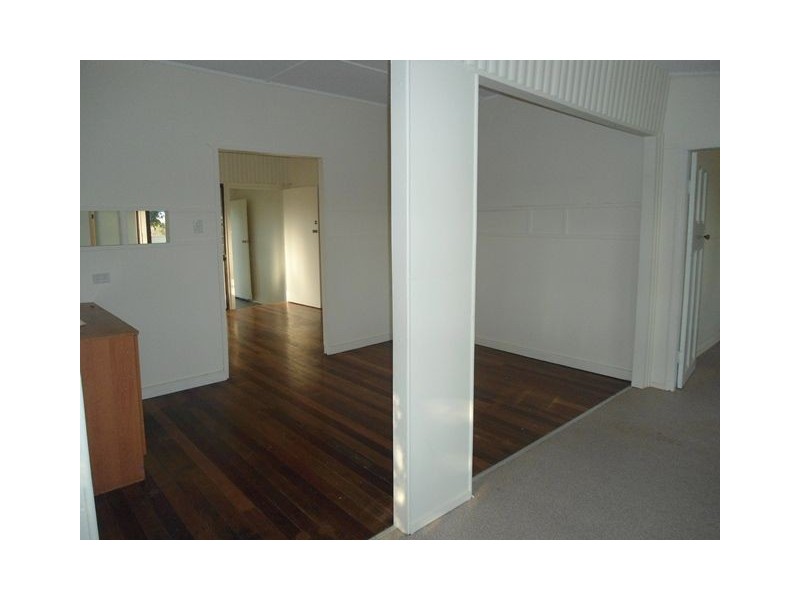 89 Noosa Road, Monkland QLD 4570