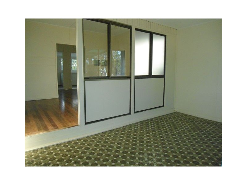 89 Noosa Road, Monkland QLD 4570