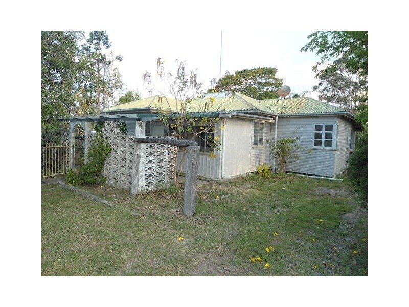 89 Noosa Road, Monkland QLD 4570