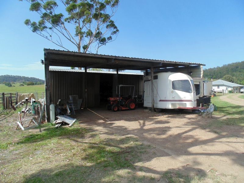 47 Sunshine Road, Wolvi QLD 4570